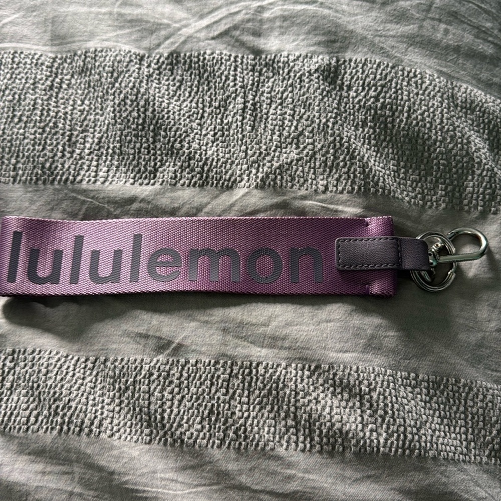 Lululemon Never Lost keychain
